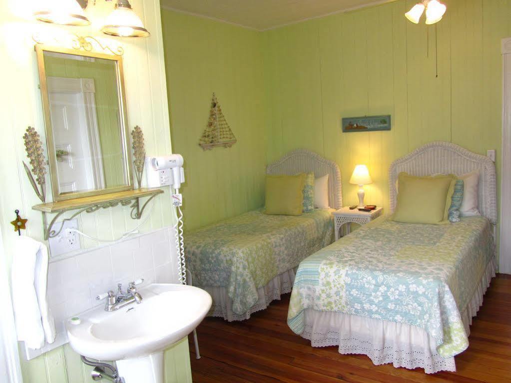 Inkwell Beach Cottage Oak Bluffs Extérieur photo